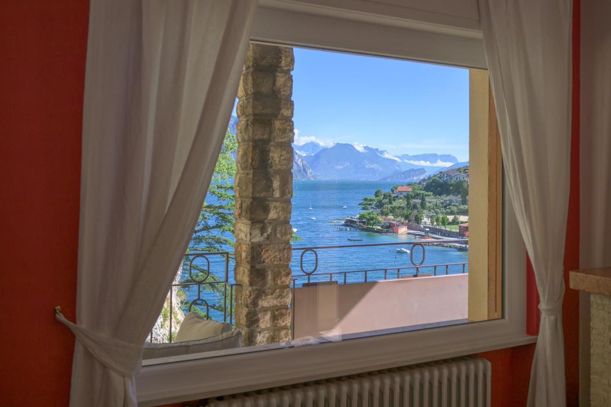 Breathtaking View. Apartment Malcesine Exterior foto